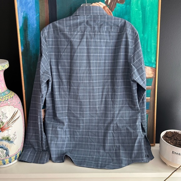 DKNY Men's Gray Checkered Button-Down Shirt 15.5 - Picture 8 of 13